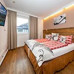 Appartement Living Schoenwies Apartments With Private Infrared Cabin And Zell Am See Kaprun Summercard *