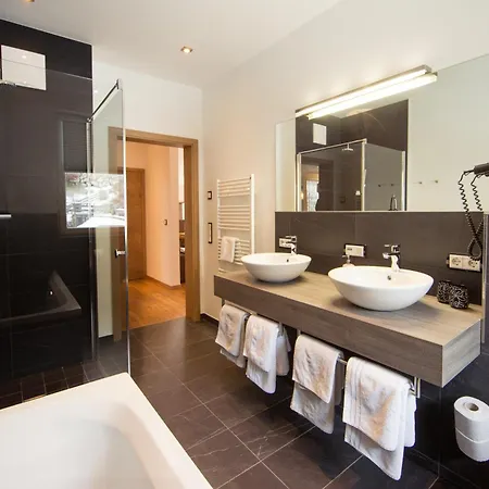 Living Schoenwies With Private Infrared And Including Leisure Centre Next Door * Zell am See