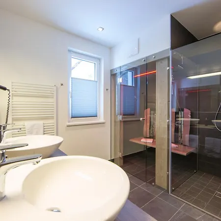 Living Schoenwies With Private Infrared And Including Leisure Centre Next Door Appartamento Zell am See