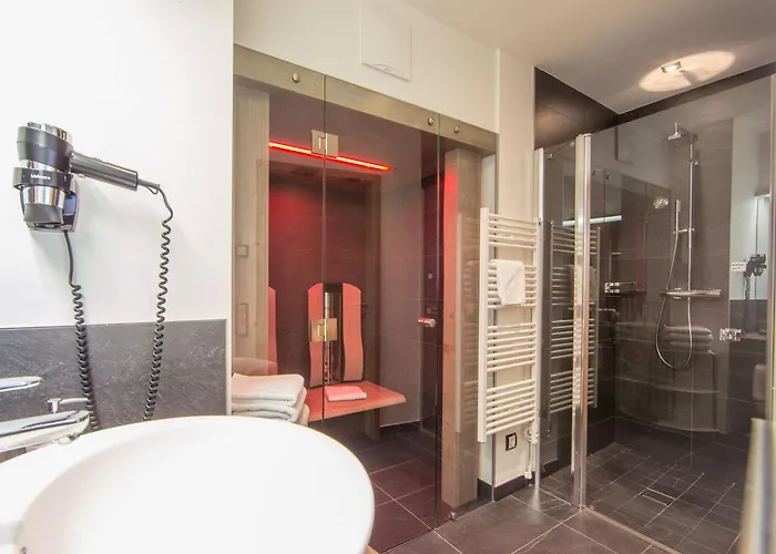 Living Schoenwies With Private Infrared And Including Leisure Centre Next Door *